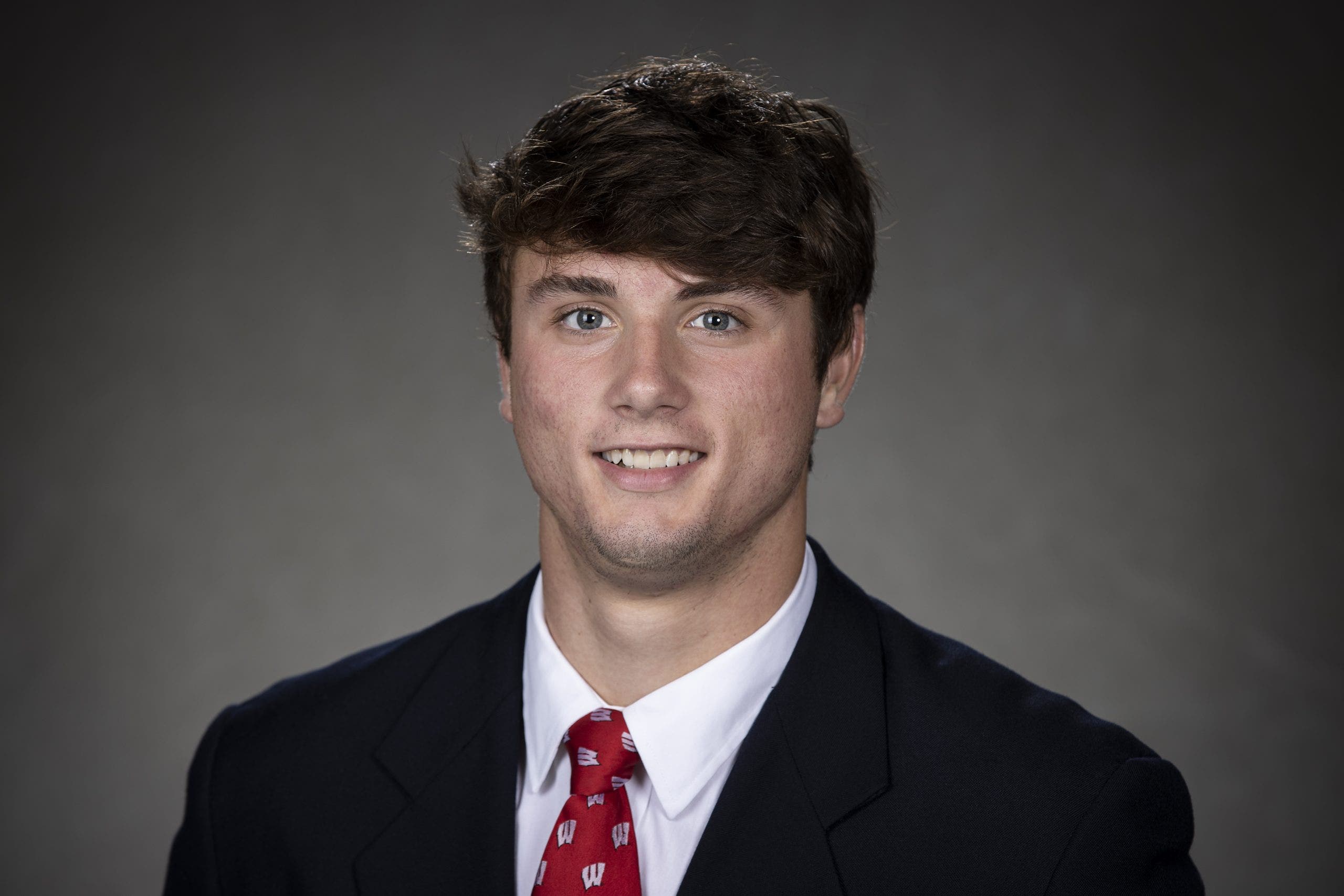 Former Wisconsin football player, who left the sport amid mental health struggles, dead at 24