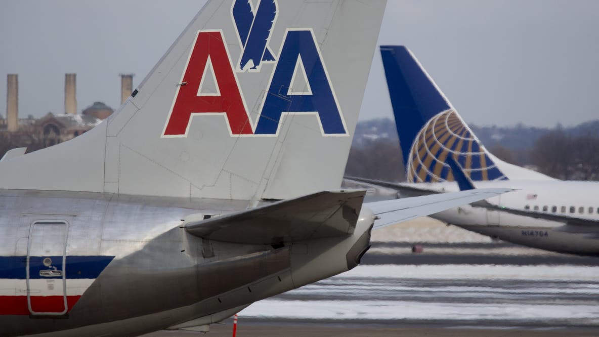 United Airlines CEO pitched American Airlines merger in talks with Trump