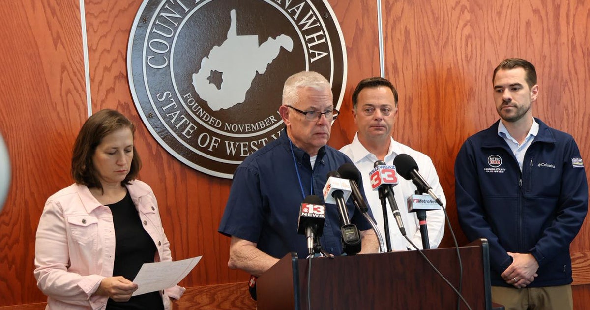 Chemical leak at West Virginia plant kills 2, injures several