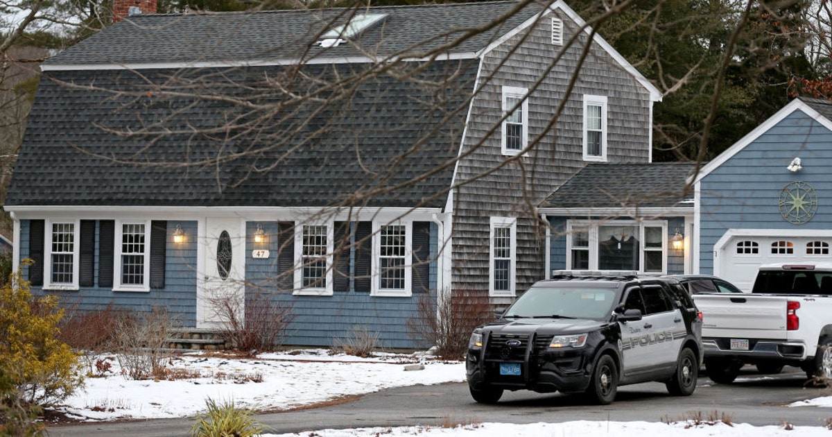 Mom accused of killing 3 children offers to admit role in crime in move that could dodge prison time