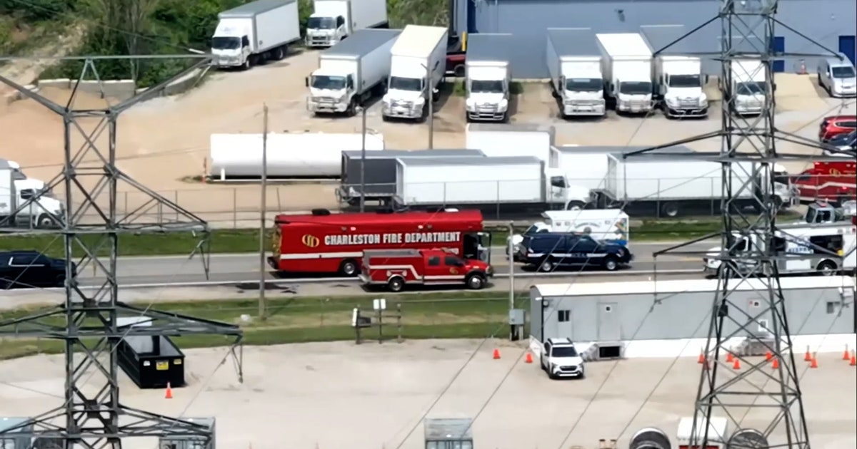 Chemical leak at West Virginia plant kills 2, hospitalizes dozens