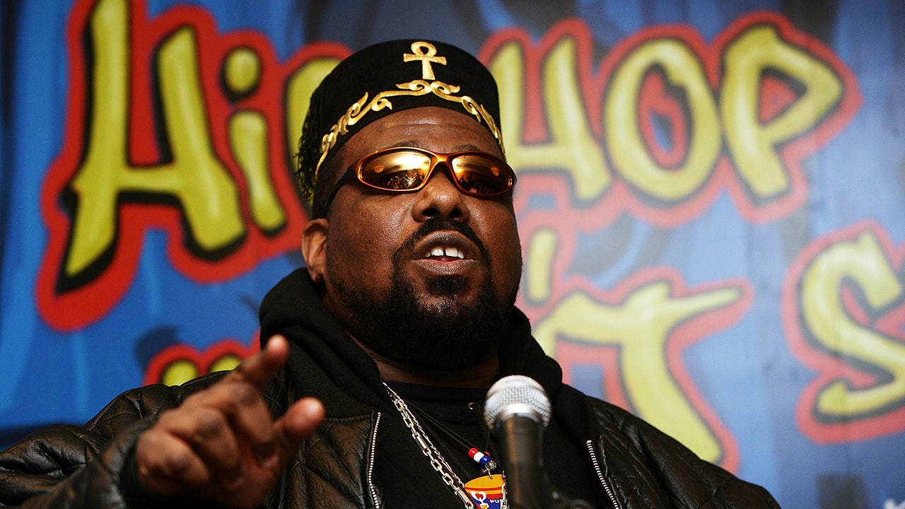Hip-hop pioneer, Afrika Bambaataa, dies at 67 | FOX 10 Phoenix
