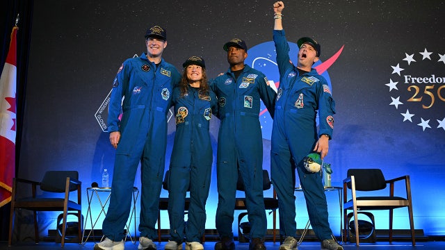 Artemis astronauts give first public remarks after moon flyby mission: Here's what they said