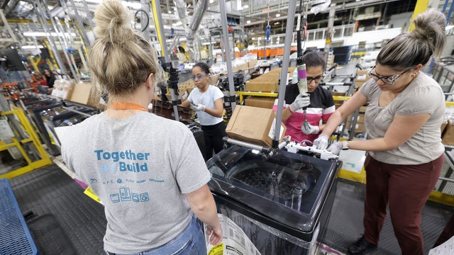 US labor market rebounding as 178,000 jobs added in March, well above expectations