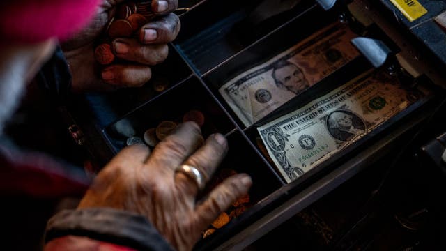 Social Security COLA projected at 2.8% for 2027, same as 2026 — What this means amid inflation