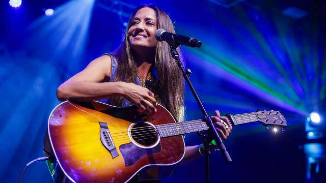 Country singer Annie Bosko discusses song she co-wrote with Kid Rock and opening for Dolly Parton in Las Vegas