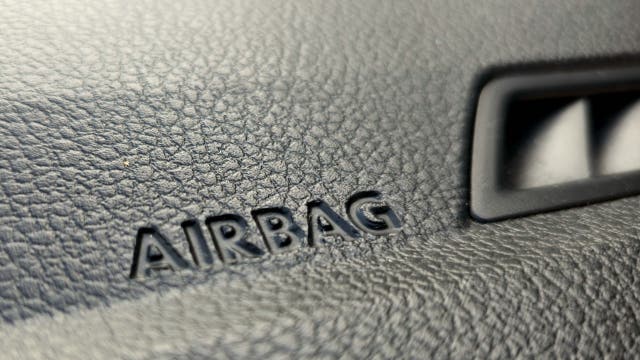 US weighs permanent ban of Chinese air bag inflators after 10 deaths