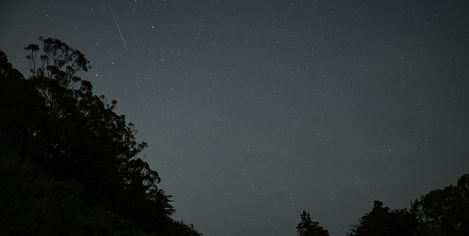 Look up tonight as the Lyrid meteor shower peaks - How to see the celestial show
