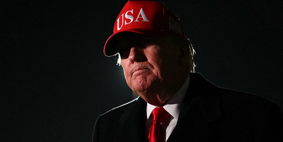 Trump blasts Pope Leo XIV on Truth Social: "Weak on crime" and foreign policy