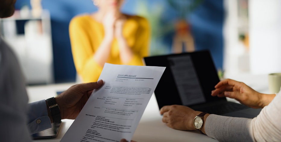 College grads enter tough hiring market: Some tips to help with the job hunt