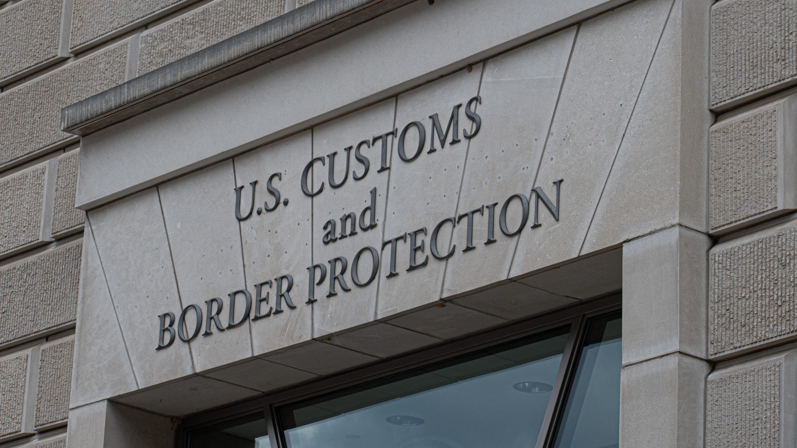 More white South African refugees allowed in US, while all others remain blocked