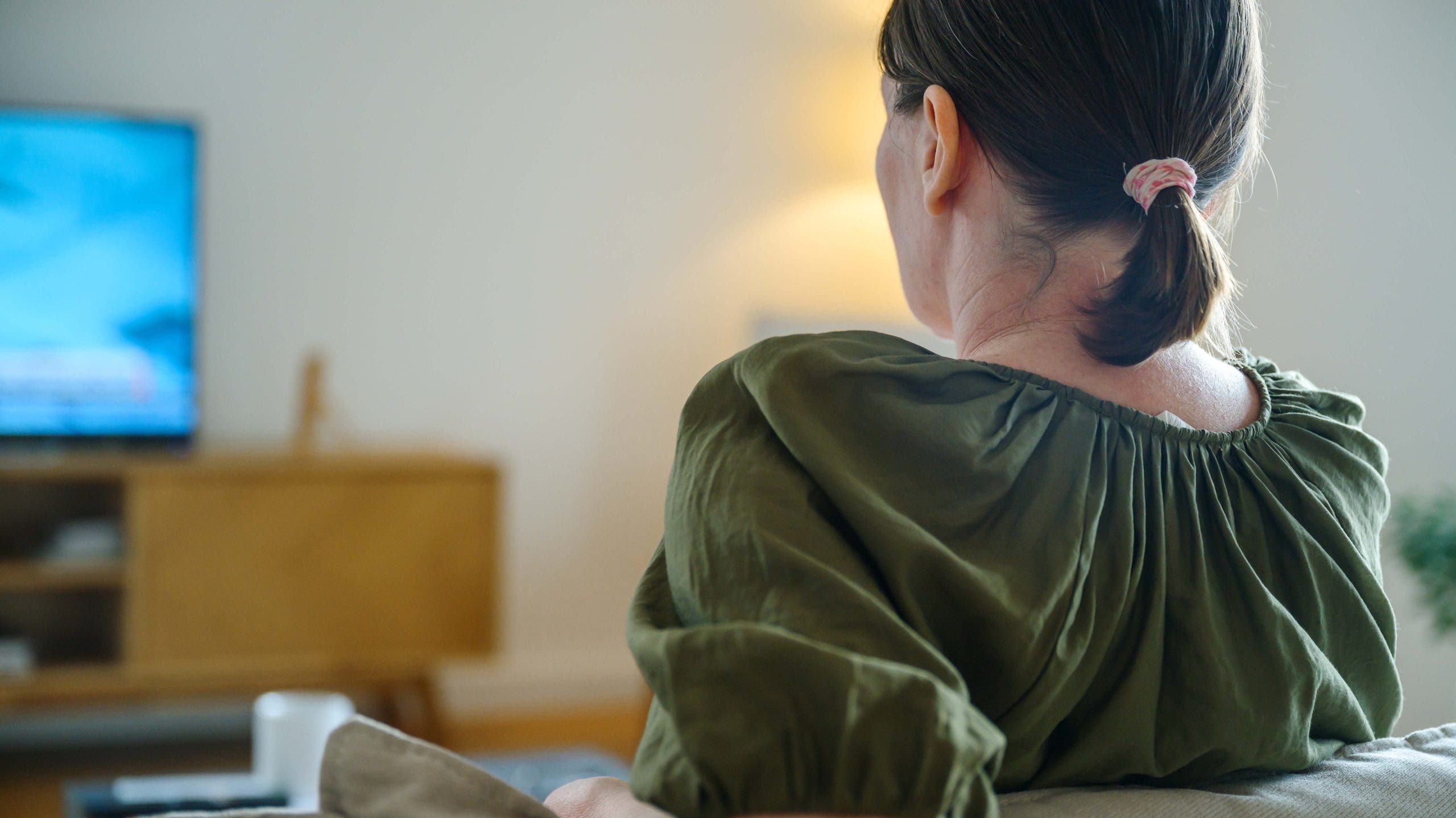 One type of sitting may pose greater dementia risk than another, study suggests