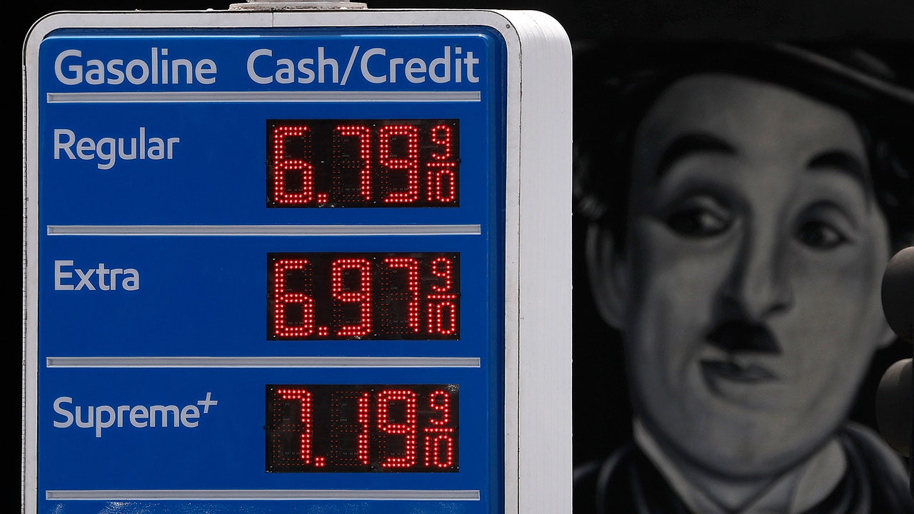 Trump administration open to suspending federal gas tax, Energy Secretary says