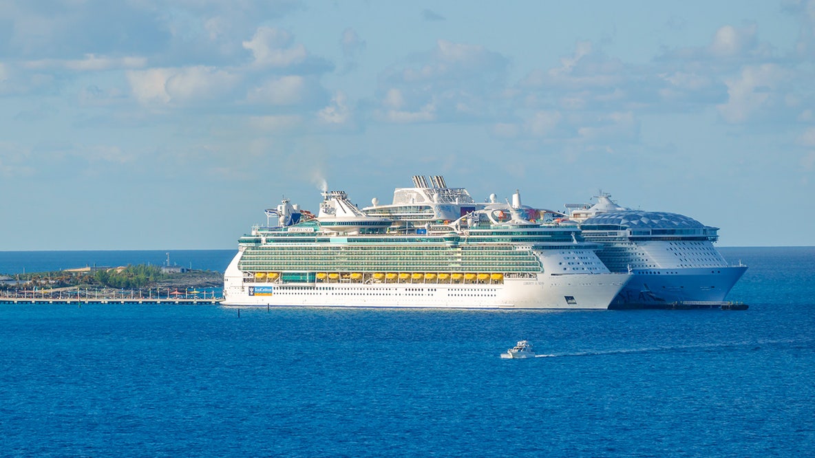Disappointed cruise passengers erupt as alcohol ban affects major voyages