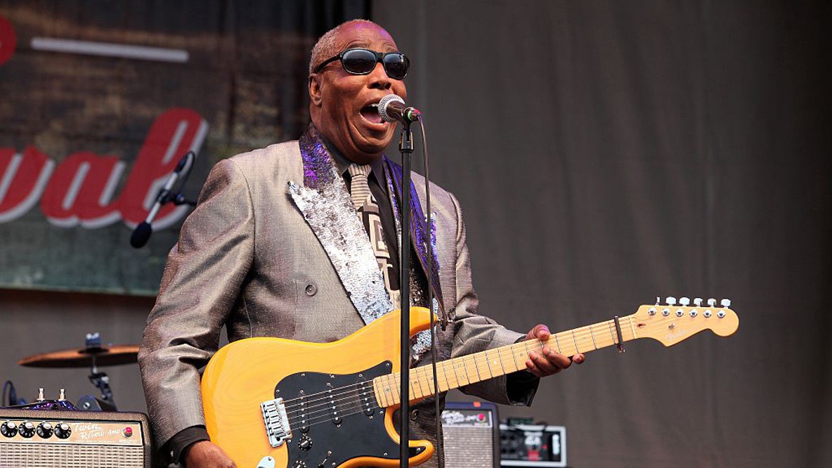 Clarence Carter, soul singer behind 'Patches,' dies at 90