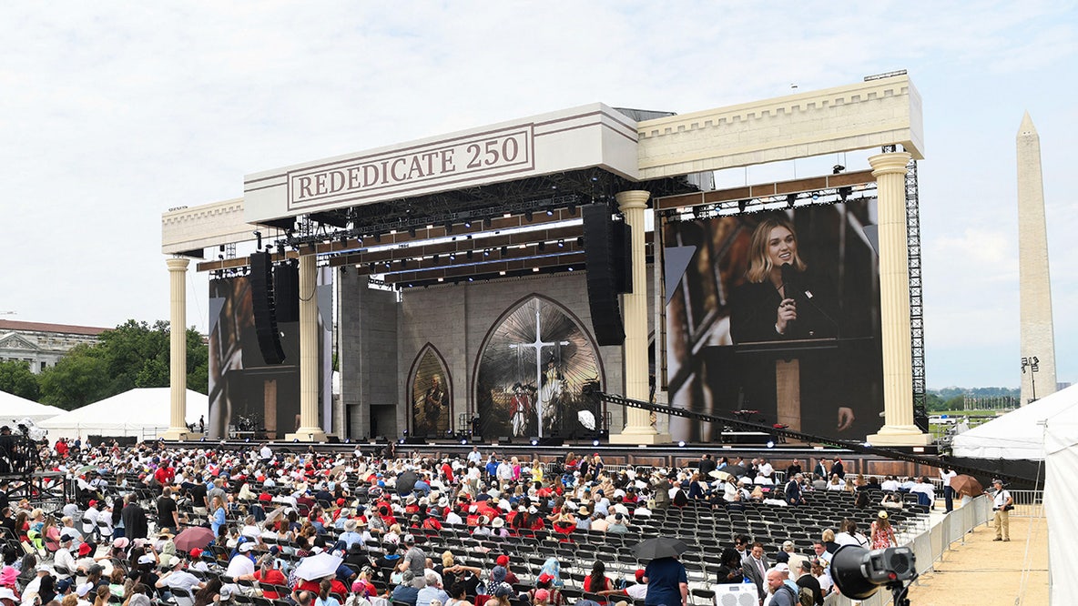 Rededicate 250 prayer rally draws thousands to National Mall