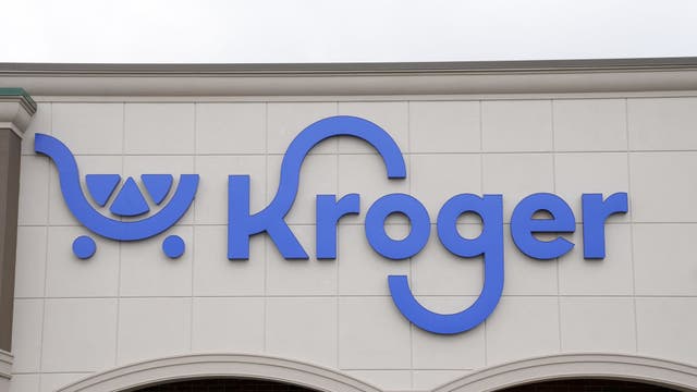 Kroger to lower prices on thousands of items to win back shoppers