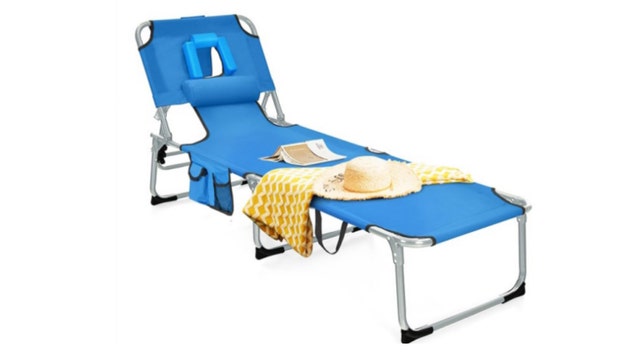 Finger amputation leads to recall of lounge chairs, CPSC says