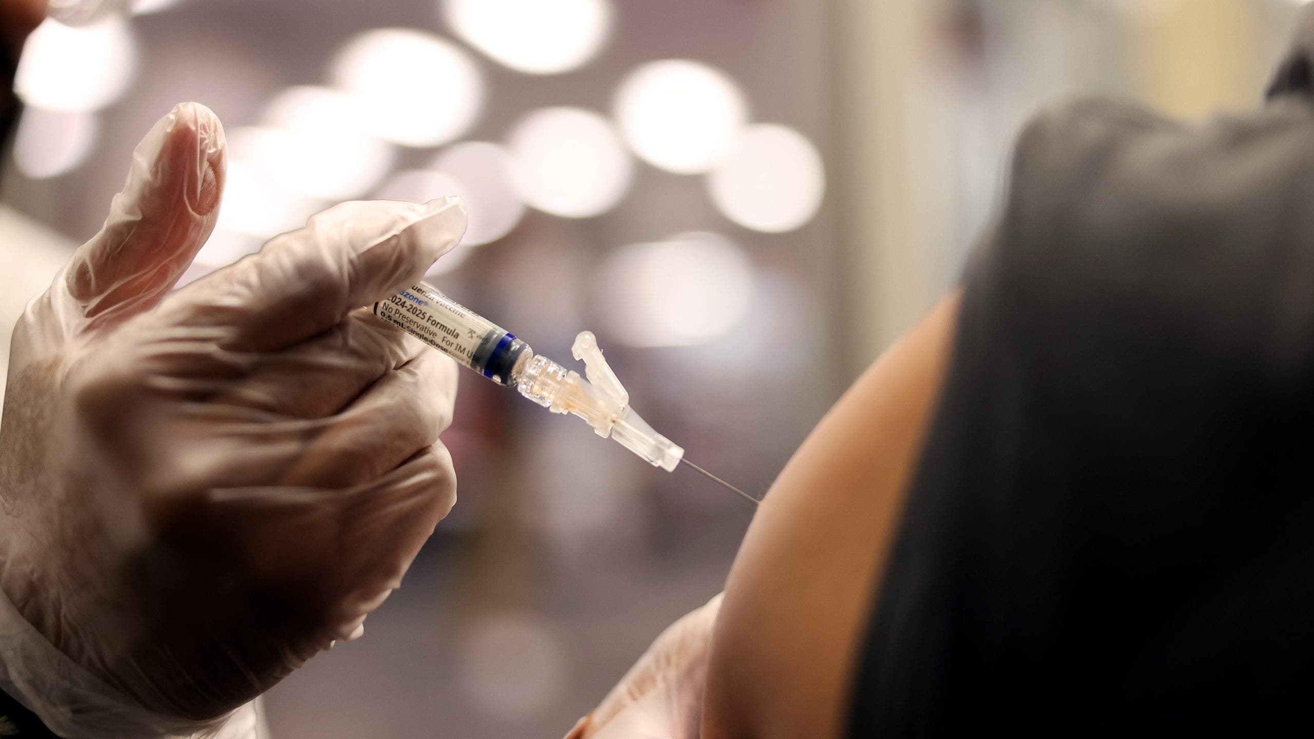 Military flu shots mandatory again after 300 people get sick at boot camp: report