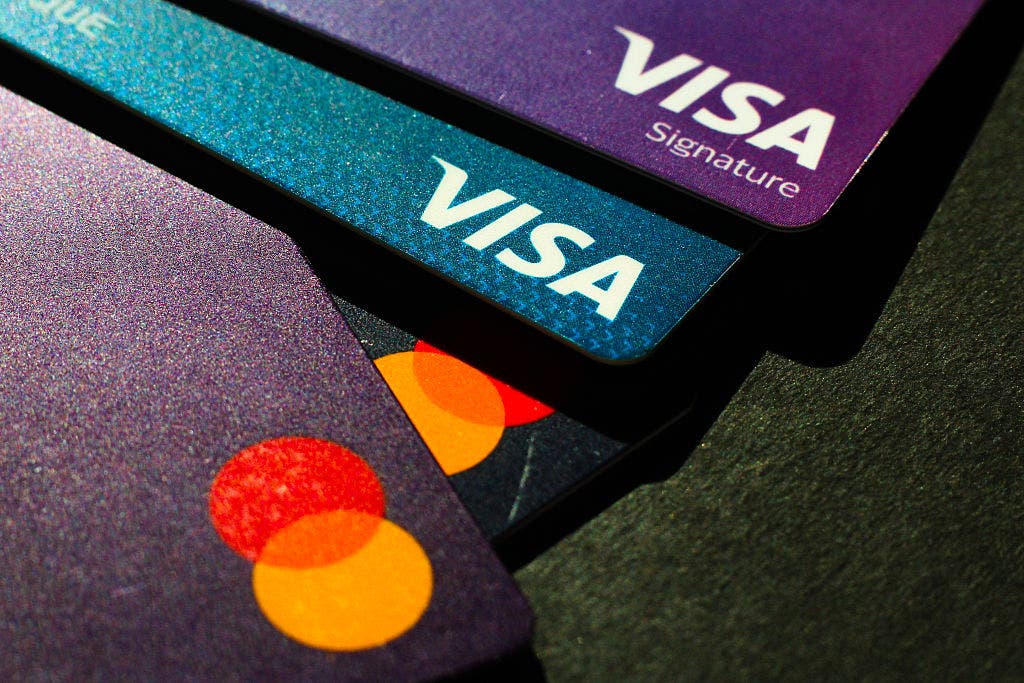 New report reveals where Americans carry the most credit card debt