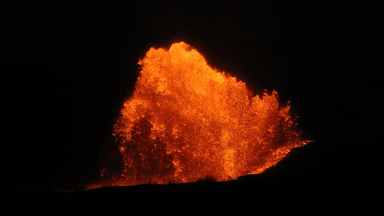 Gallery: Latest fountain of lava breaks record at Hawaiian volcano