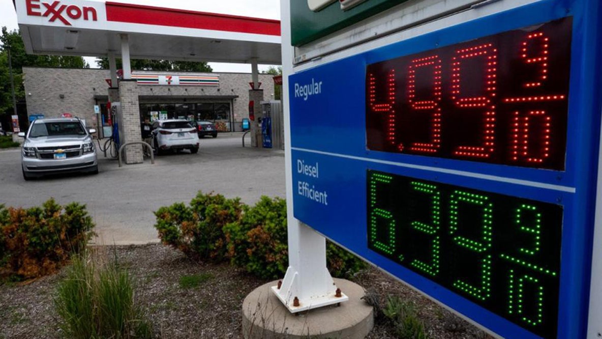 Gas prices won’t drop anytime soon despite Strait of Hormuz reopening, EIA says