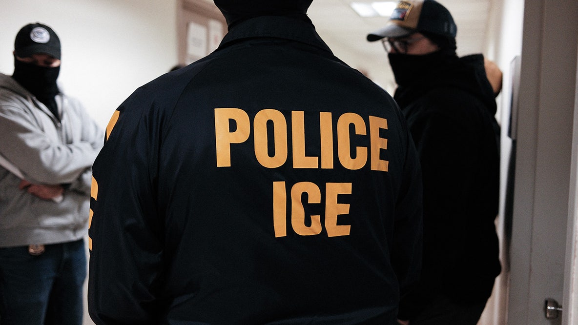 Trump to nominate former Oklahoma state trooper as ICE director