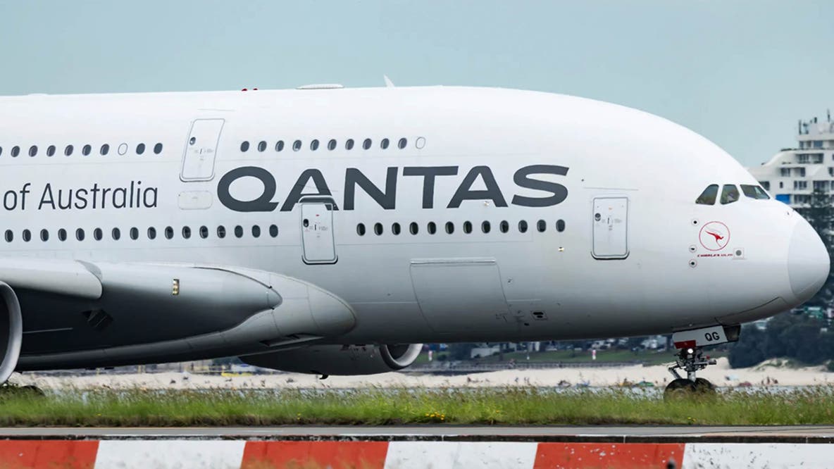 Qantas to launch world's longest nonstop commercial flight