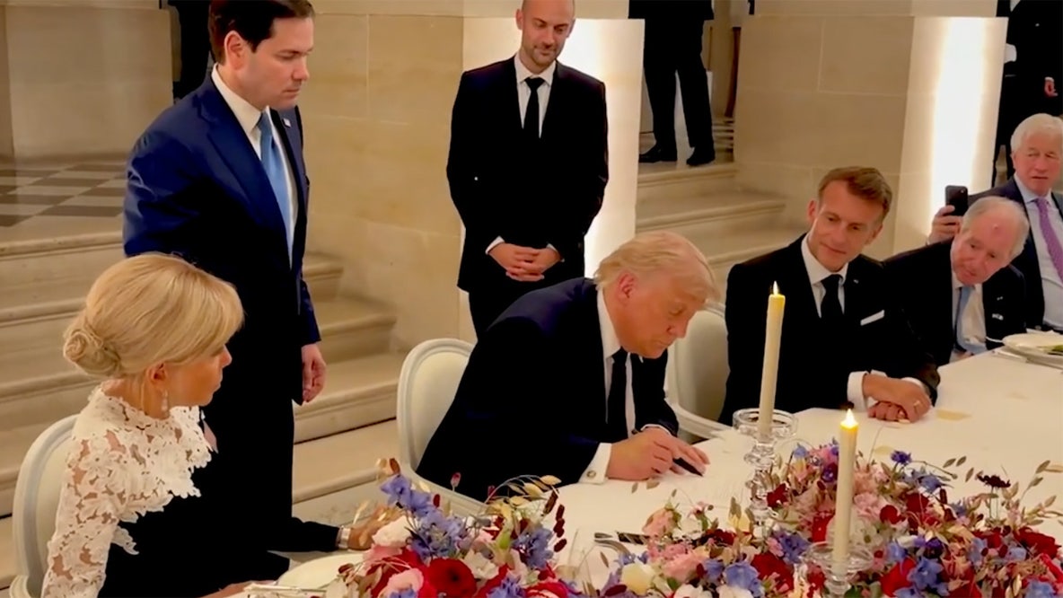 Iran latest: US-Iran peace agreement takes immediate effect after early signings