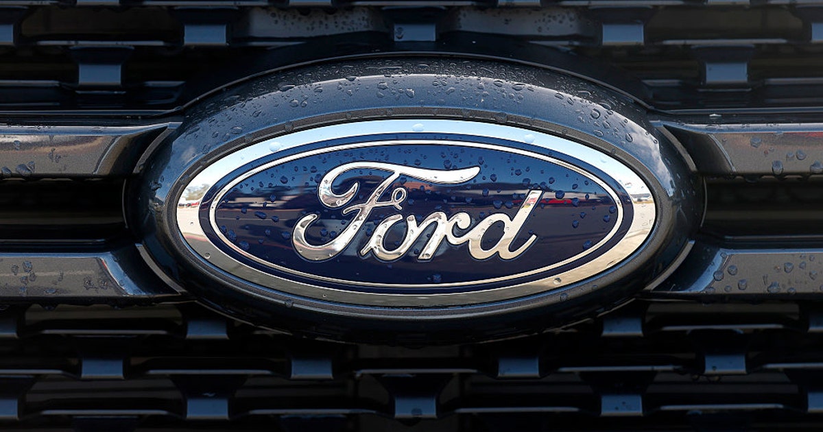 Ford faz recall de mais de 741 mil veículos devido a erros no sistema de estacionamento