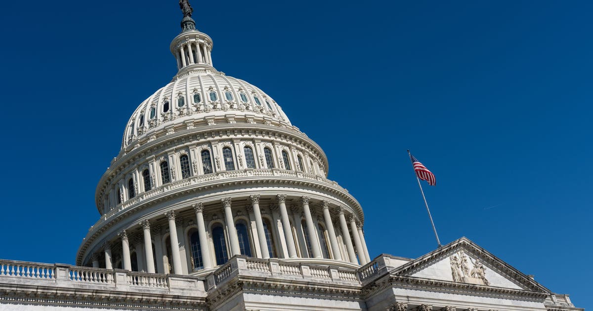 O Senado aprova um projeto de lei de imigração de US$ 70 bilhões, enviando a medida à Câmara