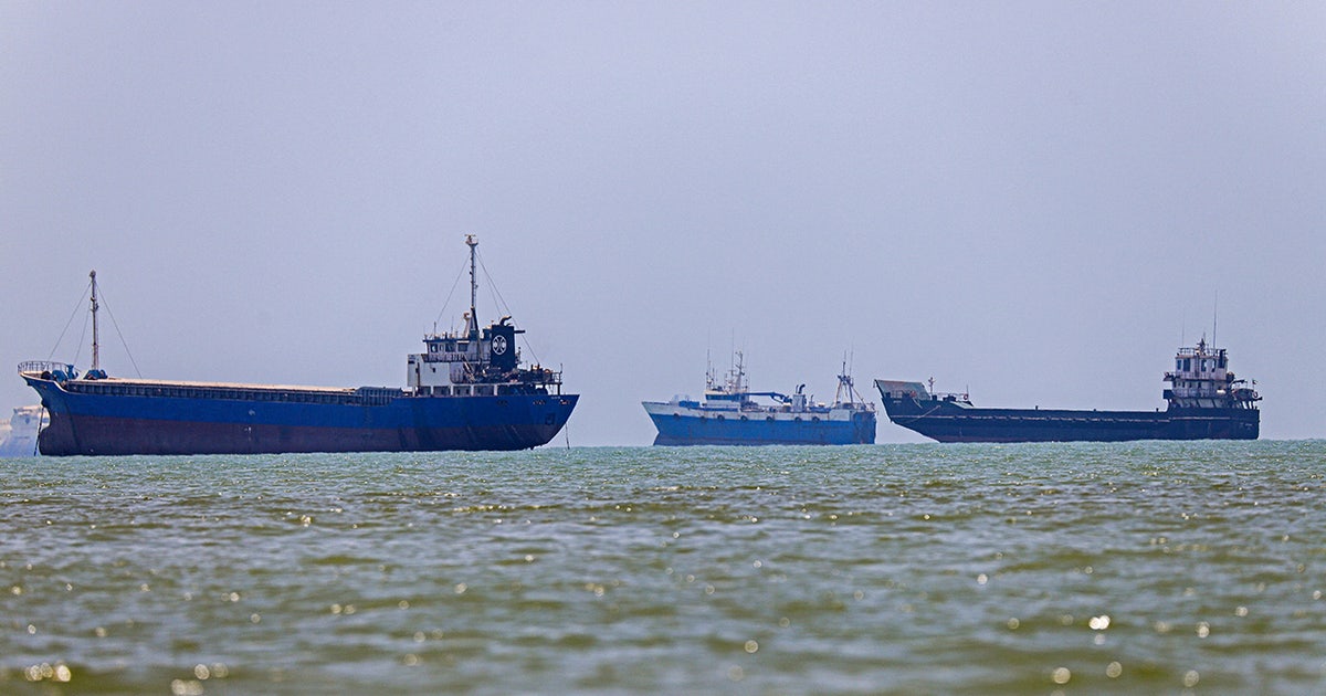 Iran closes Strait of Hormuz, Trump warns US may charge tolls if deal isn't reached
