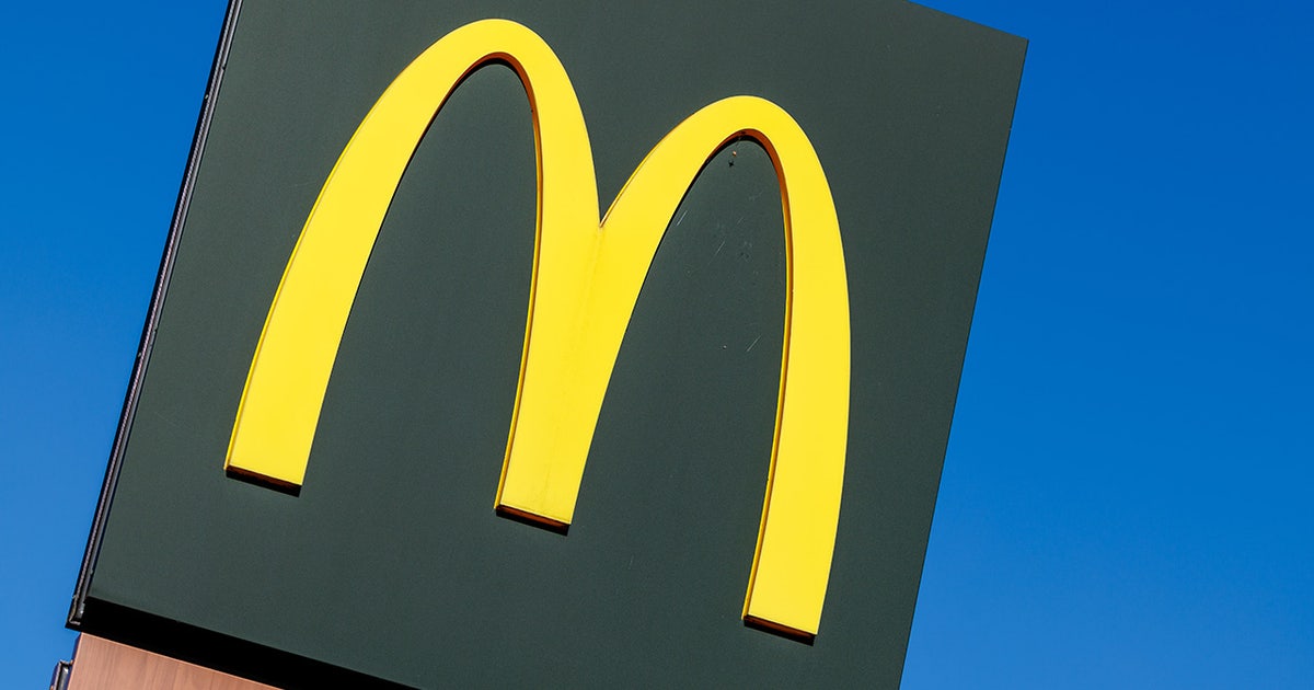 Funcionário do McDonald’s foi respingado com óleo de cozinha quente por colega de trabalho