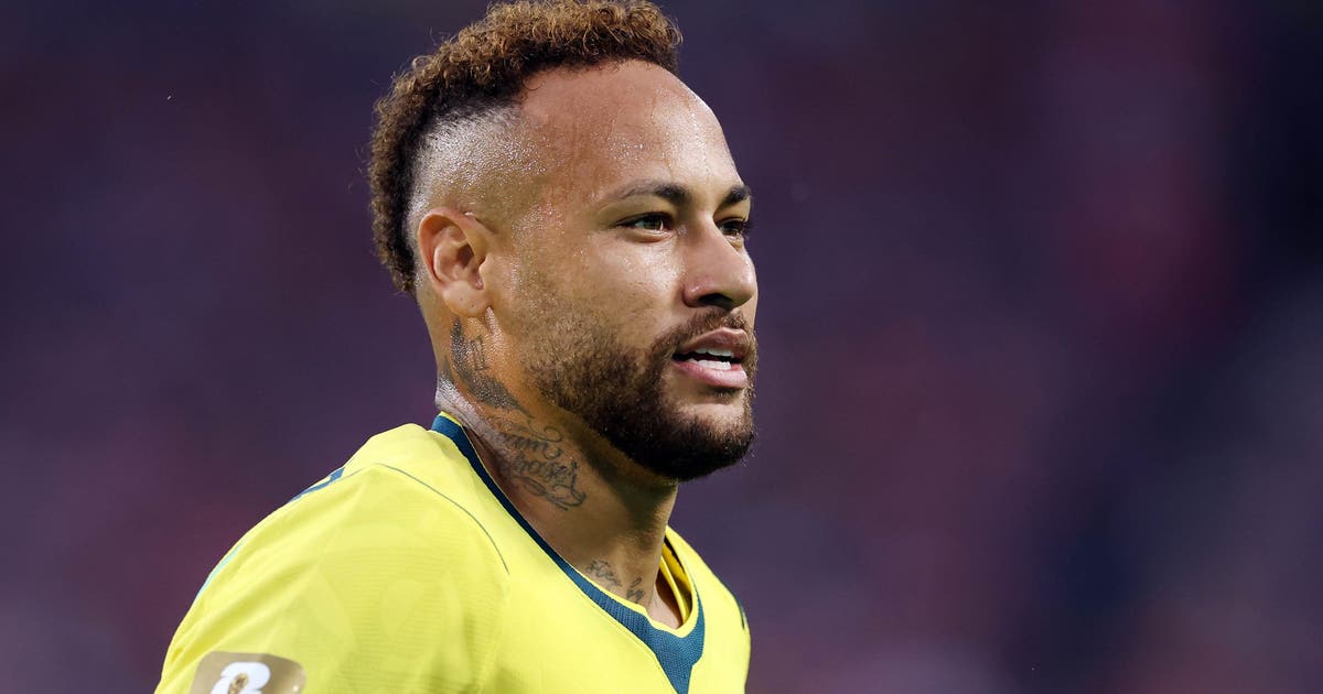 テレビ Neymar Neymar makes World Cup debut for Brazil in first appearance since