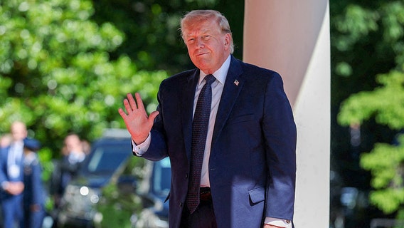 Live updates: Trump addresses G7 summit as leaders discuss future of AI on last day