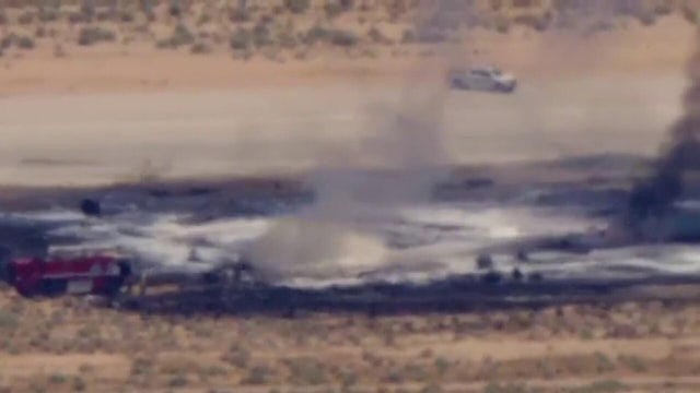 Air Force B-52 bomber crashes in Kern County, 8 presumed dead: Officials