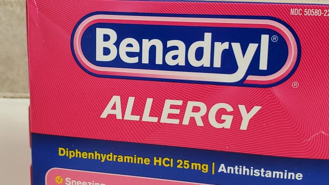 3 child Benadryl deaths spark renewed fears of dangerous social media trend
