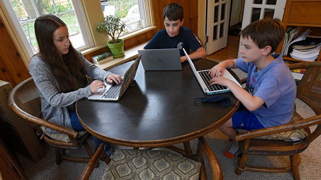 FCC launches review of $3B school internet program over screen time concerns