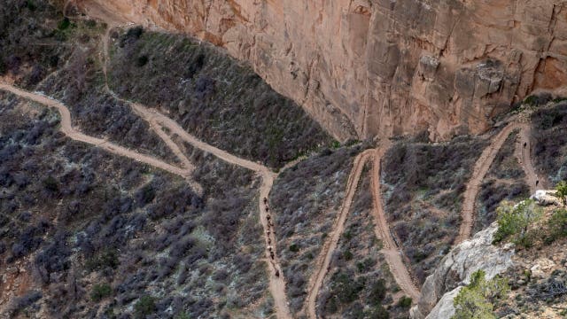 Teen hiker dies from heat-related illness at Grand Canyon National Park