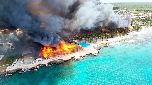 At least one tourist dead after massive fire nearly destroys Caribbean resort, 1,690 evacuated