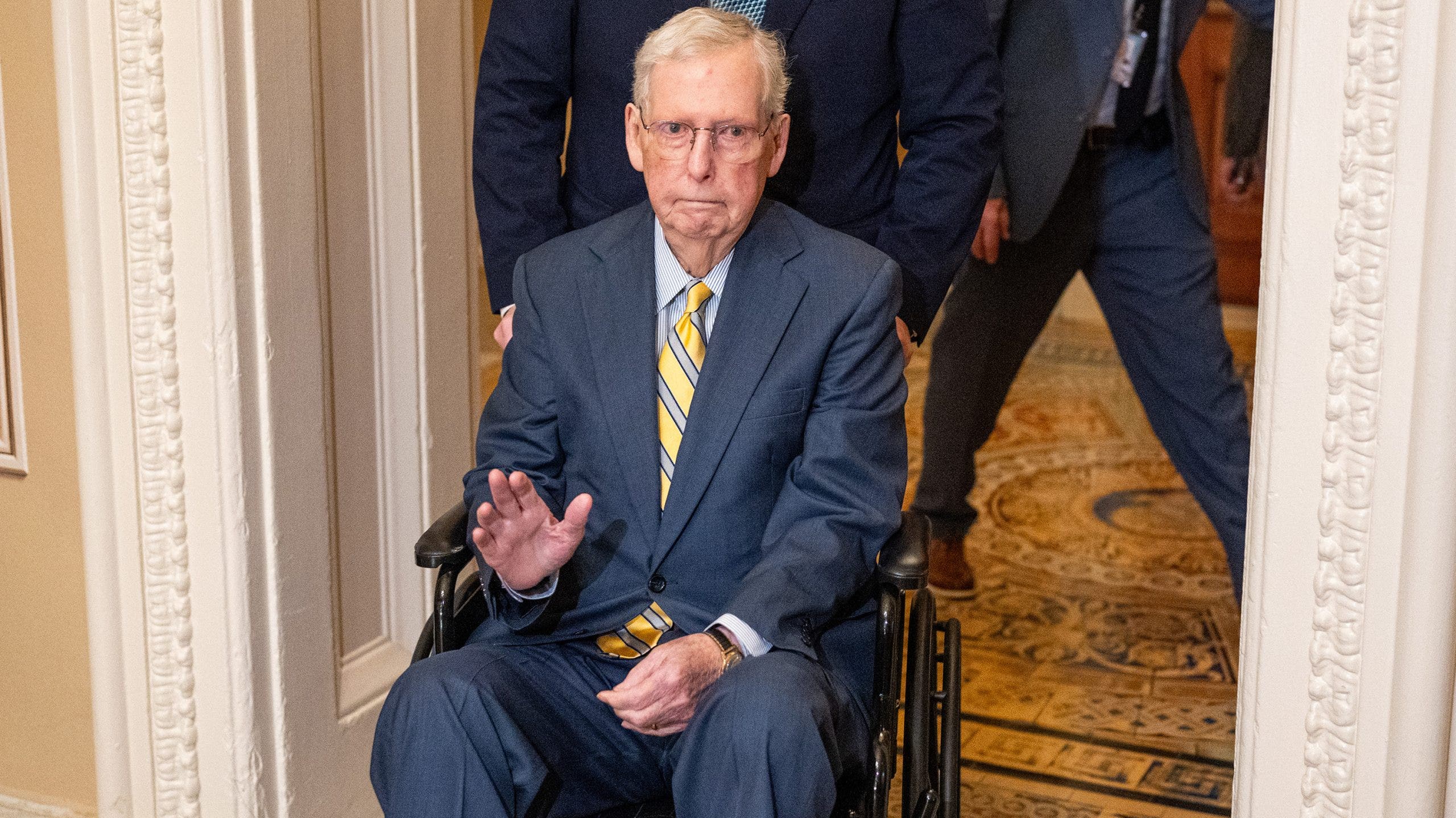 Mitch McConnell still hospitalized over 2 weeks after 911 call