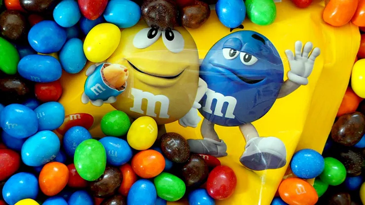 Iconic candymaker to lay off hundreds, move US headquarters out of New Jersey