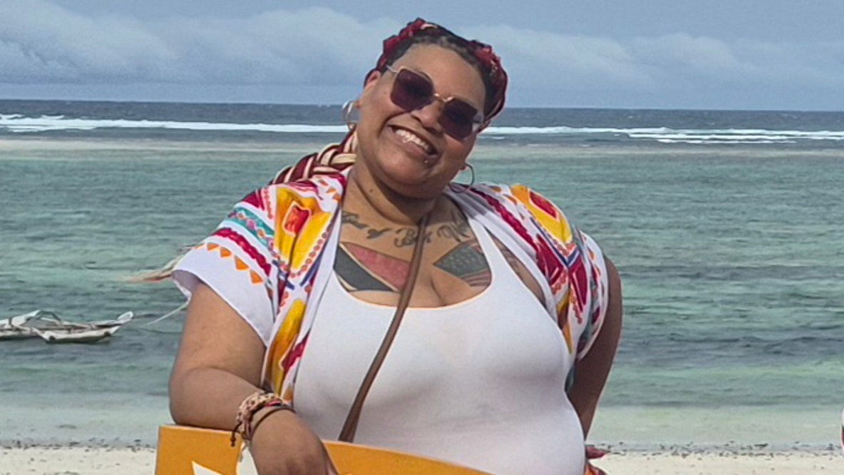 Mother of 4 dies after salmonella on Kenya mission trip: 'She loved others genuinely'