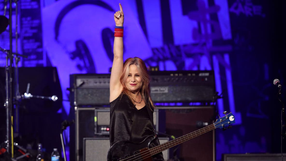 Jennifer Finch, founding L7 bassist and songwriter, dies at 59