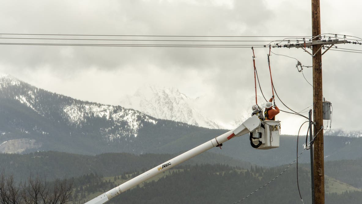 Regional electric grid operator warns of rolling blackouts for 14 central US states