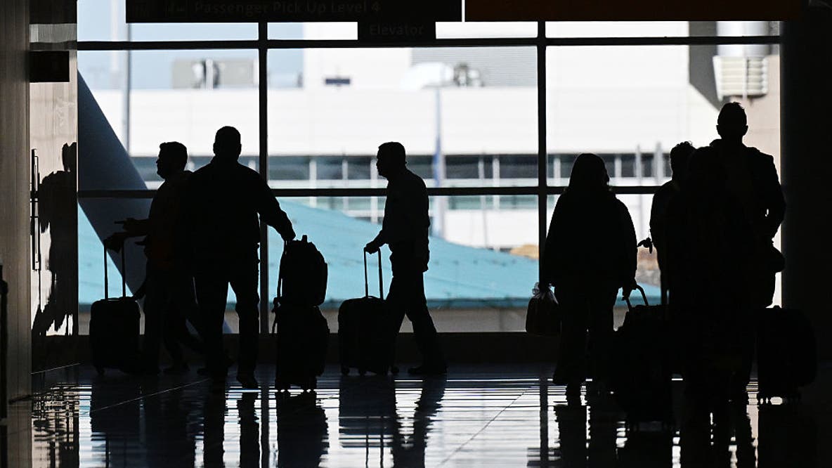 Airlines warn changing daylight saving time would disrupt scheduling
