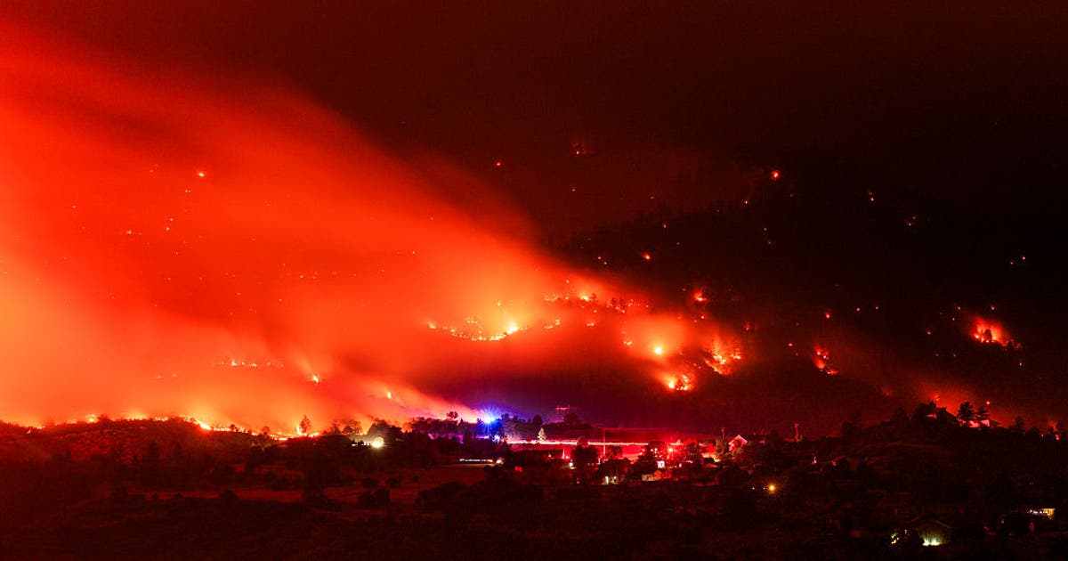 Um quarto bombeiro morreu após um incêndio florestal no Colorado, perto da fronteira com Utah