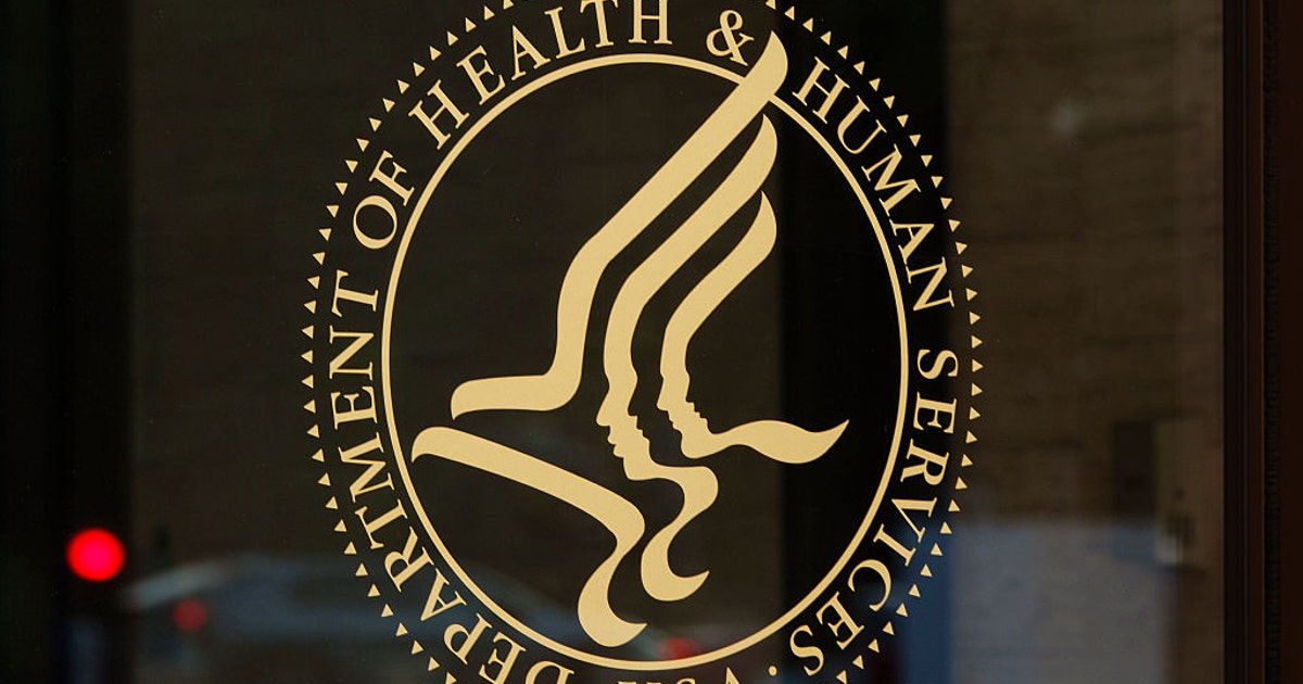 Grupos de direitos civis processam HHS para cortar serviços de assistência infantil e apoio familiar