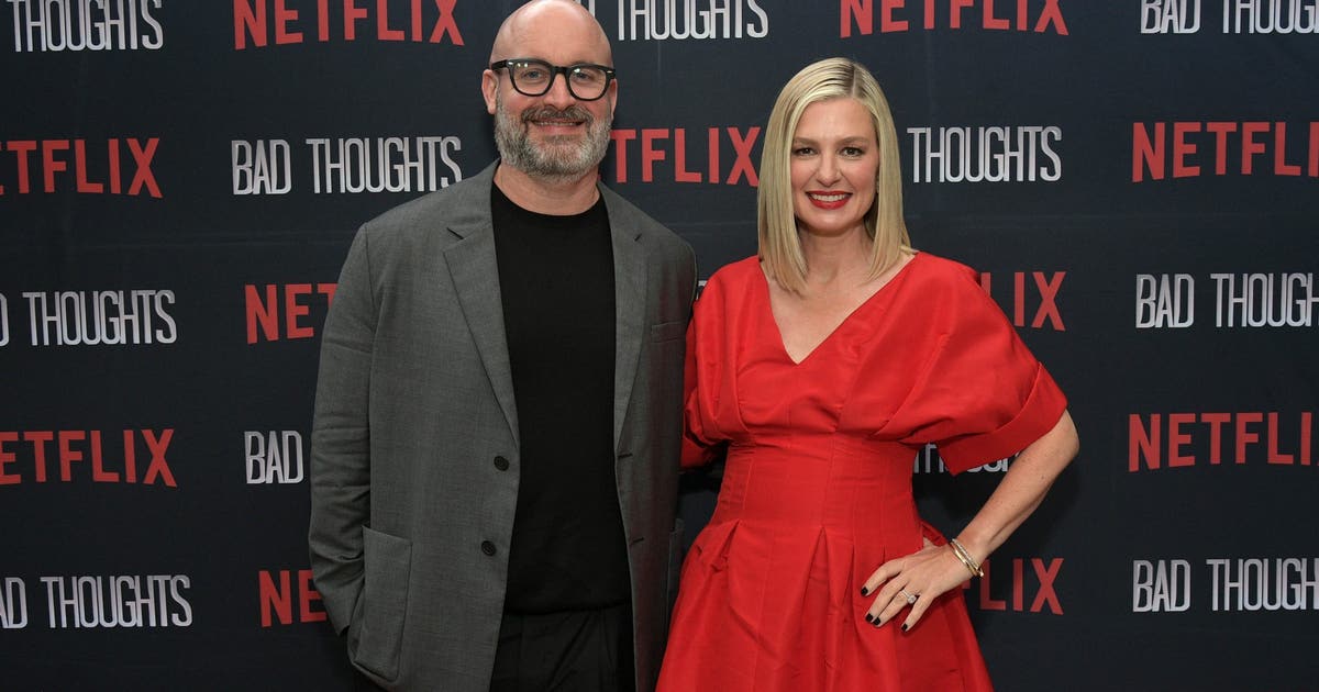 Tom Segura e Christina Pazsitzky se separaram após 18 anos de casamento: Relatório