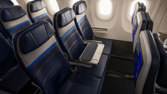 Goodbye middle seat: United Airlines announces new seating option